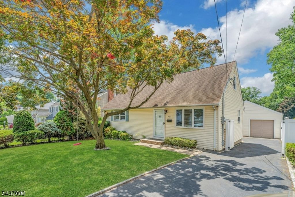 451 Chestnut St, Nutley Twp., NJ 07110