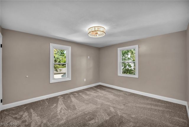 2368 Eardley Road, University Heights, OH 44118
