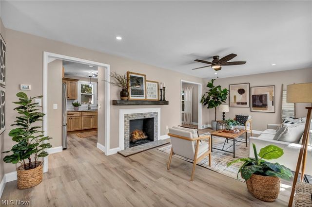 2368 Eardley Road, University Heights, OH 44118