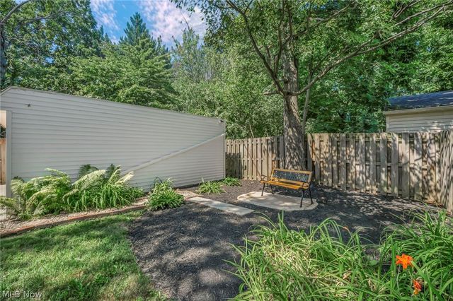 2368 Eardley Road, University Heights, OH 44118