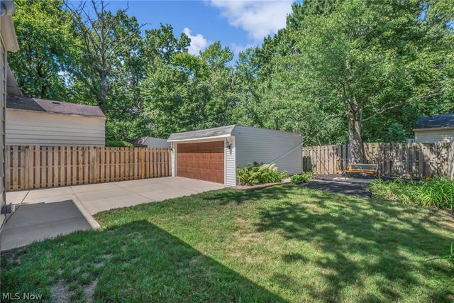 2368 Eardley Road, University Heights, OH 44118