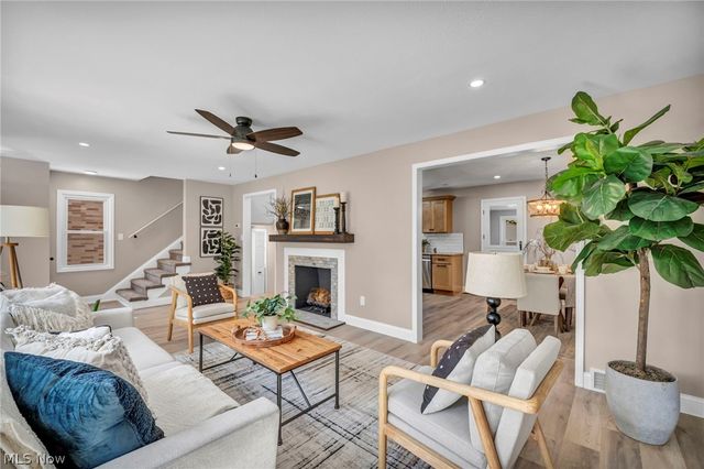 2368 Eardley Road, University Heights, OH 44118
