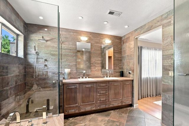 1044 Woodvale Court, San Jose, CA 95116