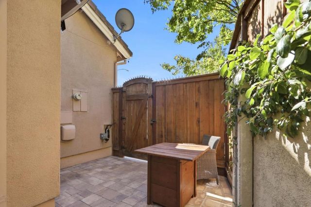 1044 Woodvale Court, San Jose, CA 95116