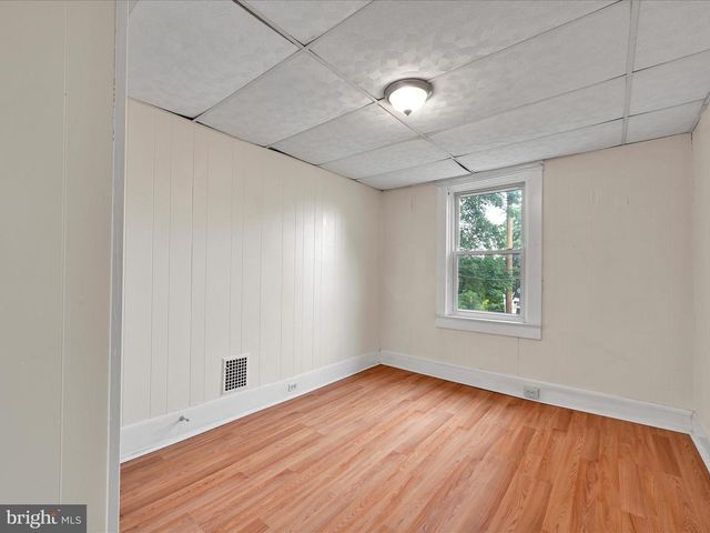 835 OCEAN AVE, Lancaster, PA 17603