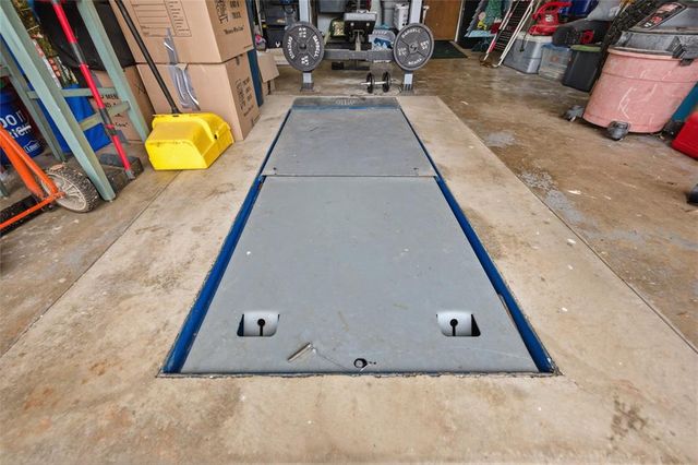 817 Boot Hill Lane, Noble, OK 73068