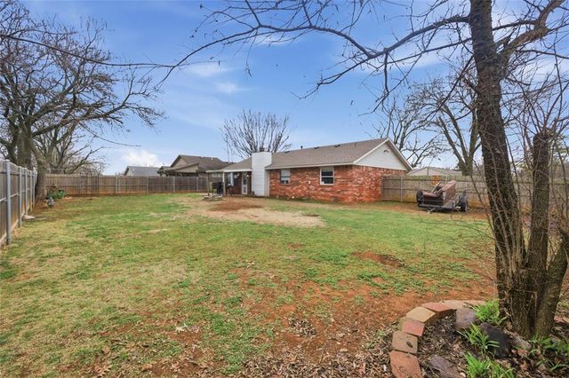 817 Boot Hill Lane, Noble, OK 73068