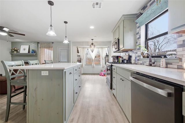 817 Boot Hill Lane, Noble, OK 73068