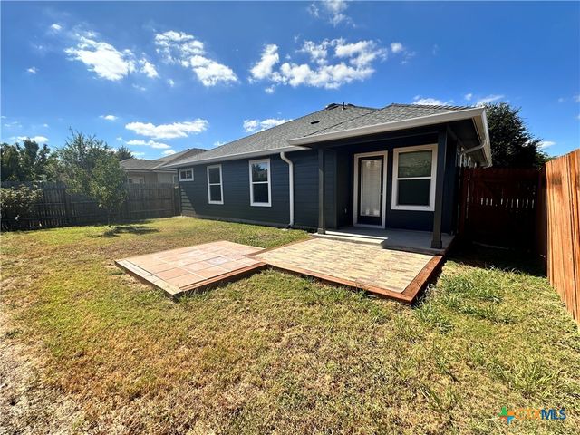 417 Capistrano Drive, San Marcos, TX 78666