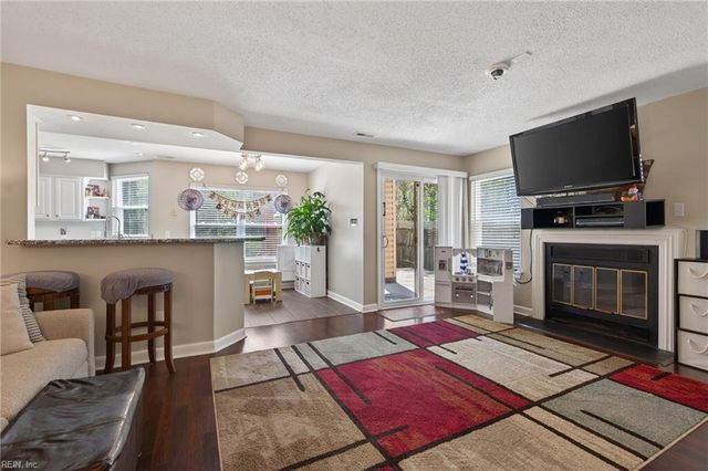 3245 Twinflower LN, Virginia Beach, VA 23453