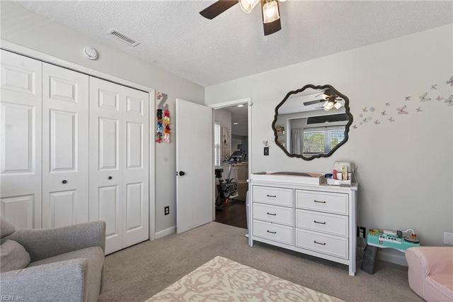 3245 Twinflower LN, Virginia Beach, VA 23453