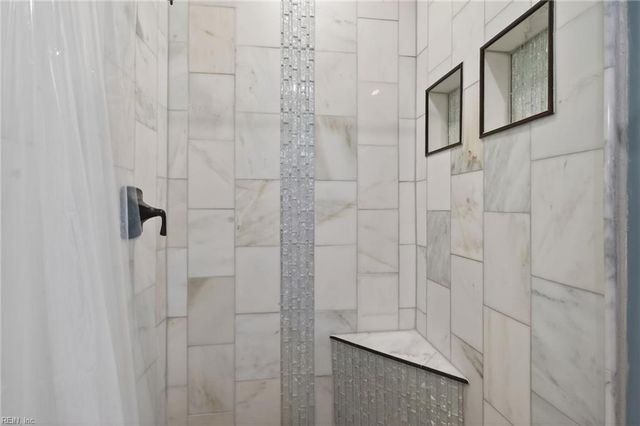 3245 Twinflower LN, Virginia Beach, VA 23453