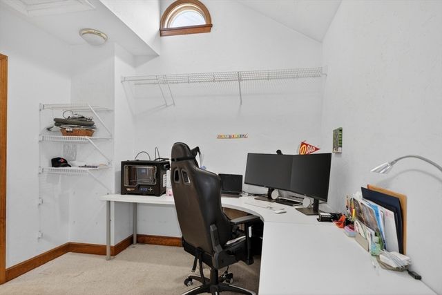 15 Bullard St, Holliston, MA 01746