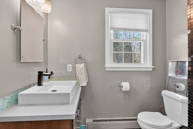 15 Bullard St, Holliston, MA 01746