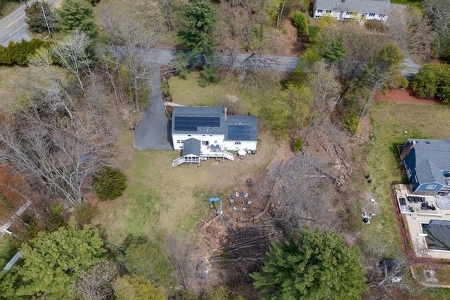15 Bullard St, Holliston, MA 01746
