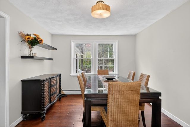 15 Bullard St, Holliston, MA 01746