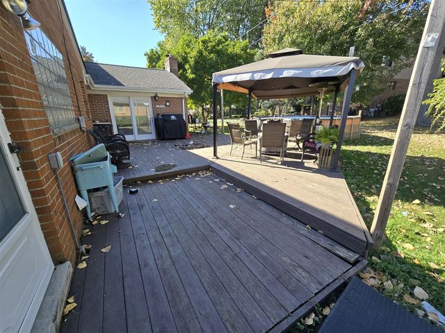 37095 Highview Street, New Baltimore, MI 48047