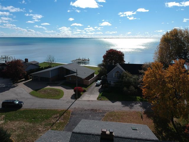 37095 Highview Street, New Baltimore, MI 48047