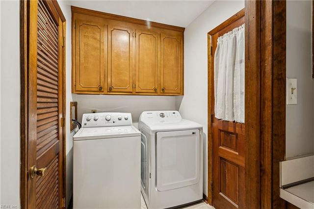 77 Tide Mill LN, Hampton, VA 23666