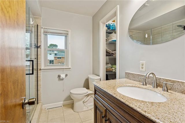 77 Tide Mill LN, Hampton, VA 23666