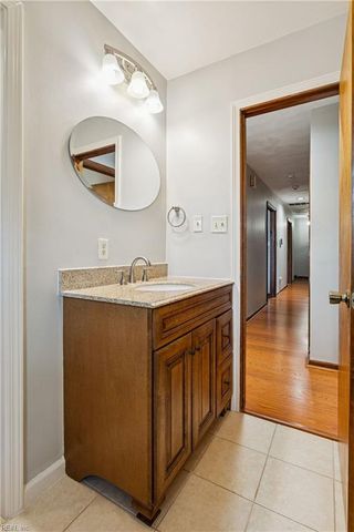 77 Tide Mill LN, Hampton, VA 23666