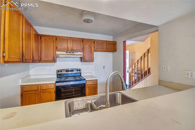 2411 Lexington Village Lane, Colorado Springs, CO 80916