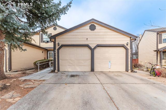 2411 Lexington Village Lane, Colorado Springs, CO 80916