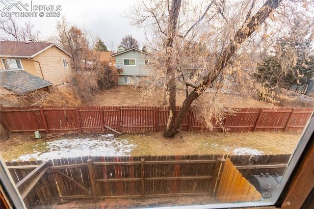 2411 Lexington Village Lane, Colorado Springs, CO 80916