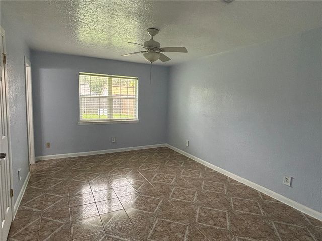 8427 Gulfwood Lane, Houston, TX 77075