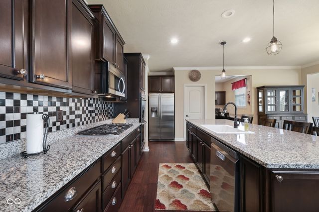 12843 Glastonbury Court, Fishers, IN 46037