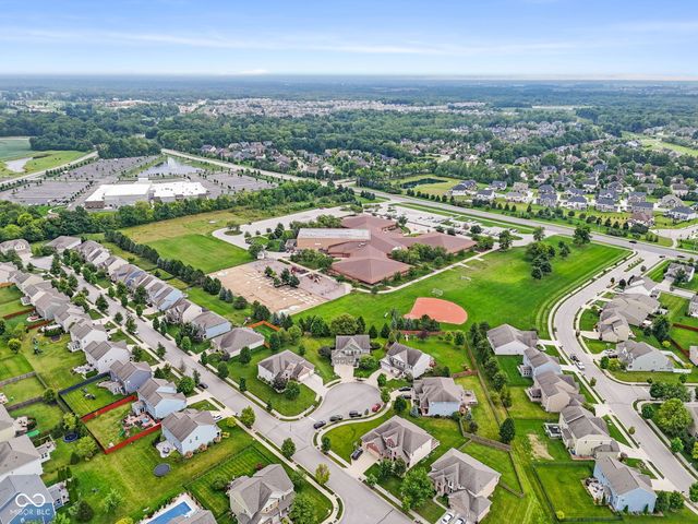 12843 Glastonbury Court, Fishers, IN 46037