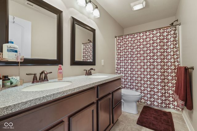 12843 Glastonbury Court, Fishers, IN 46037