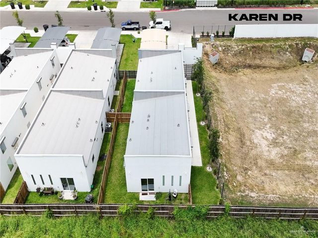 1616 E Karen Drive E A-30, Alton, TX 78573