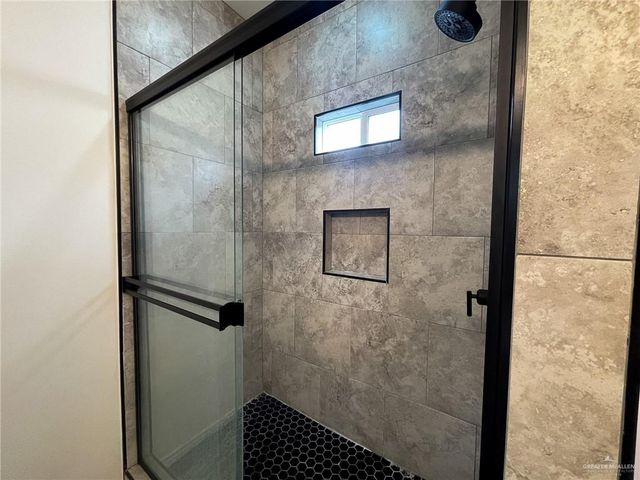 1616 E Karen Drive E A-30, Alton, TX 78573