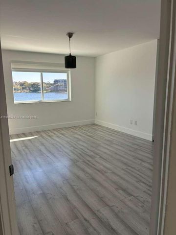 11705 NW 12th 11705, Pembroke Pines, FL 33026