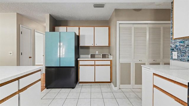 14305 SW 42ND TERRACE ROAD, Ocala, FL 34473