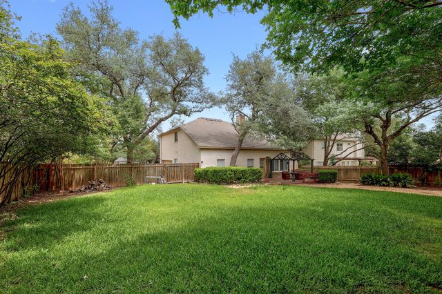 9401 Caracas DR, Austin, TX 78733
