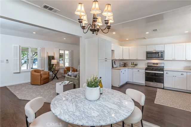 625 N Naomi, Burbank, CA 91505