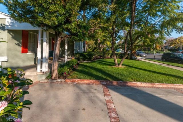 625 N Naomi, Burbank, CA 91505