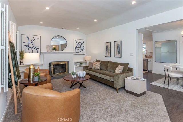 625 N Naomi, Burbank, CA 91505