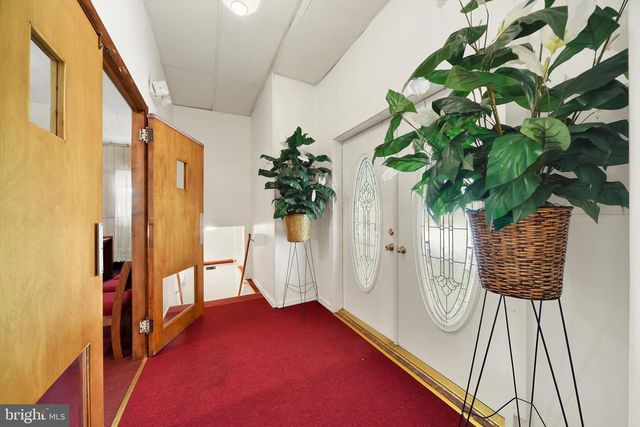 920 WHITMORE AVE, Baltimore, MD 21216