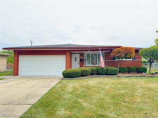 11102 Fairway Drive, Sterling Heights, MI 48312