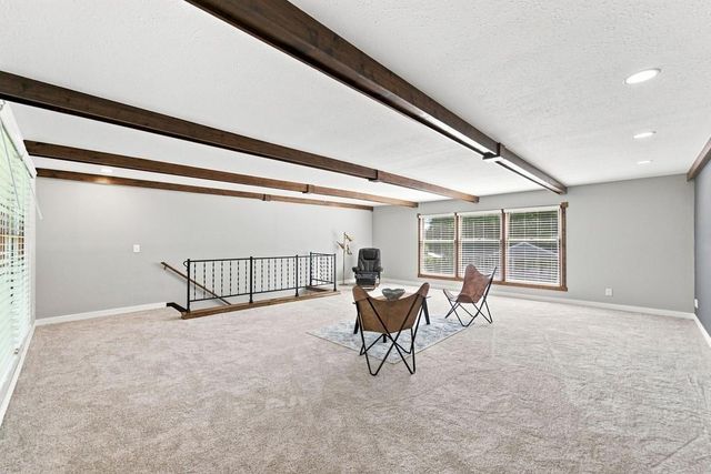 225 Charles Street, Charles City, IA 50616