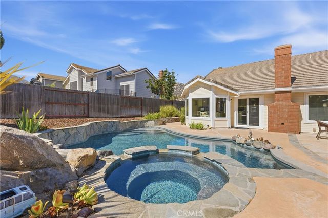 45768 Creekside, Temecula, CA 92592