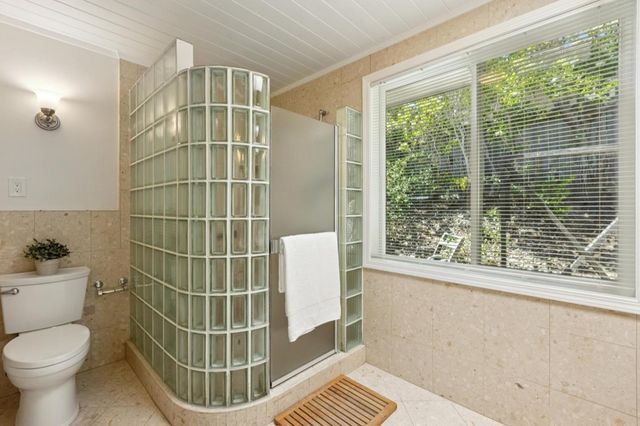 2236 Bunker Hill Drive, San Mateo, CA 94402