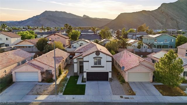 3929 Marble Mountain Street, Las Vegas, NV 89129