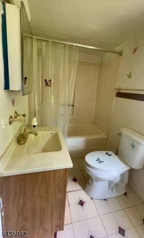 1004 Railroad Ave, Harmony Twp., NJ 08865