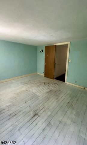 1004 Railroad Ave, Harmony Twp., NJ 08865