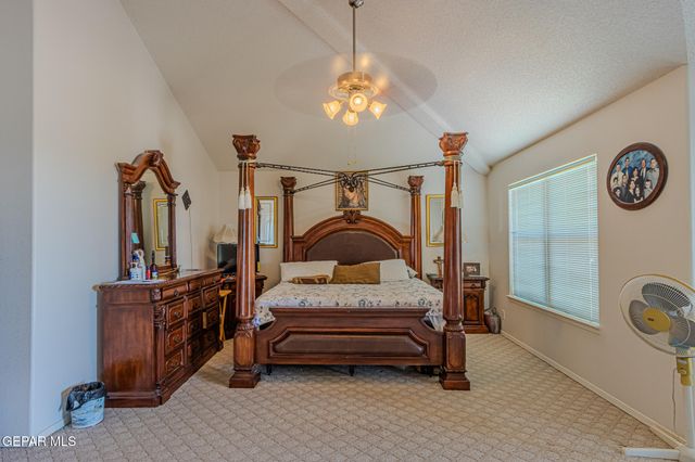 528 FLANAGAN Place, El Paso, TX 79928