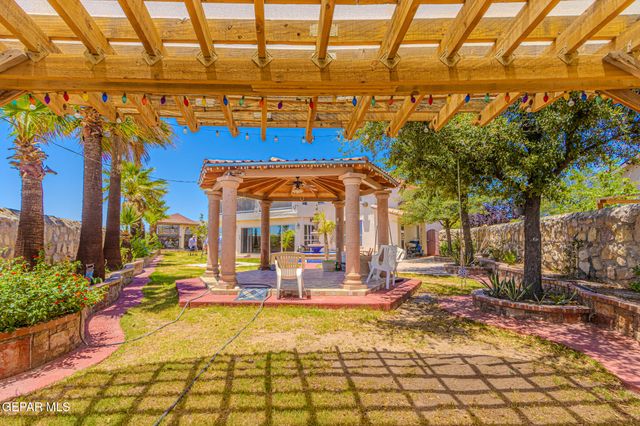 528 FLANAGAN Place, El Paso, TX 79928